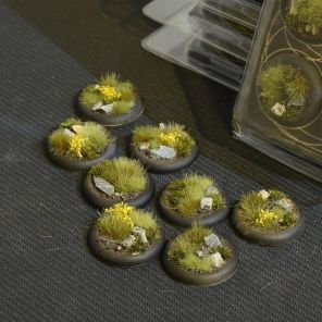Highland Bases RoundLip 30mm (x8)